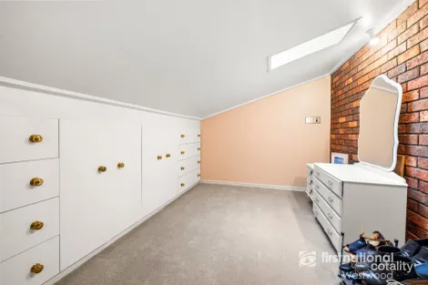 Property photo of 24 Doolan Street Werribee VIC 3030