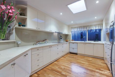 Property photo of 18 Myrtle Road Hampton VIC 3188