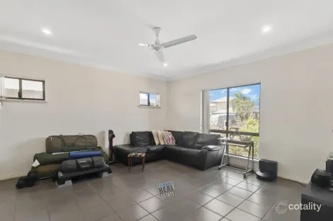 Property photo of 24 Haldane Crescent Baynton WA 6714