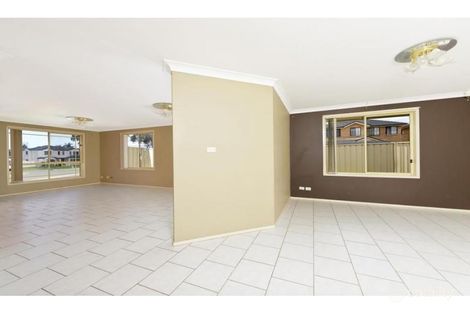 Property photo of 4 Poole Street West Hoxton NSW 2171