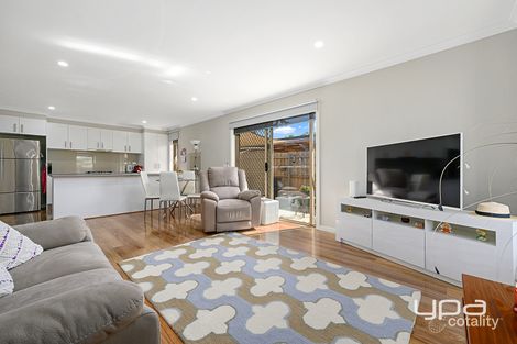 Property photo of 2/45 Holts Lane Darley VIC 3340