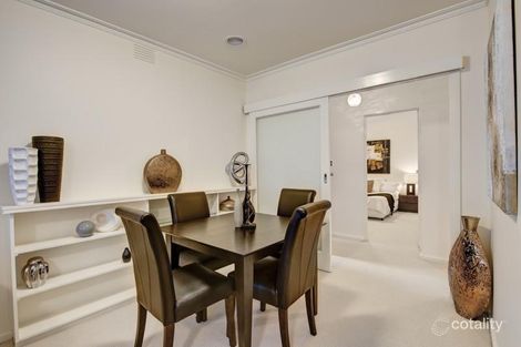 Property photo of 1/11 Rangeview Grove Balwyn North VIC 3104