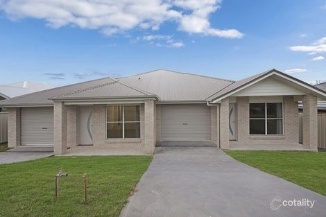 Property photo of 2/10 Fairwater Drive Gwandalan NSW 2259