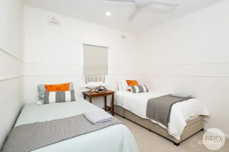 Property photo of 31 Tomaree Road Shoal Bay NSW 2315