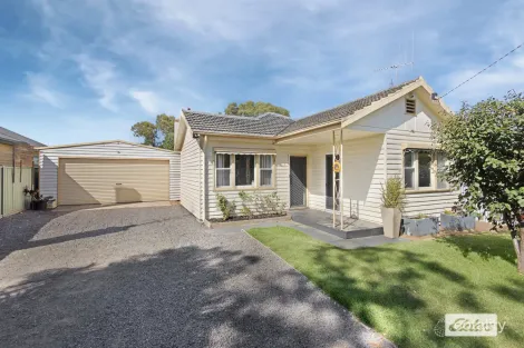3 Ash St, Golden Square, VIC 3555