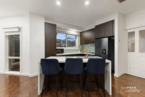 Property photo of 2/21 Elton Road Ferntree Gully VIC 3156