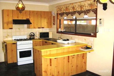 Property photo of 12 Topaz Place Eagle Vale NSW 2558