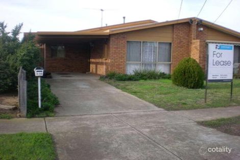 2/30 Rowes Rd, Werribee, VIC 3030