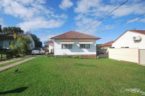 24 Crawford St, Old Guildford, NSW 2161