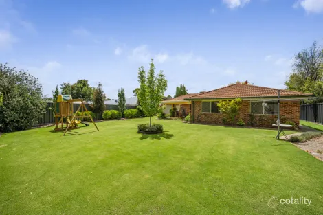 Property photo of 28 Preddey Way Gordon ACT 2906