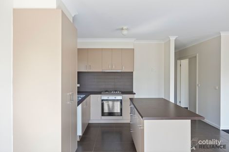 Property photo of 8 Mallow Street Brookfield VIC 3338