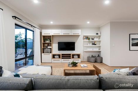 2404 Cycad Rtt, Wandi, WA 6167