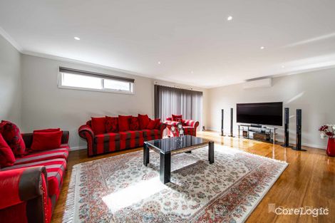 Property photo of 2 Aiden Rise Narre Warren VIC 3805