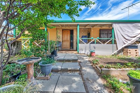 Property photo of 7 Mead Street Warnbro WA 6169