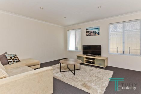 Property photo of 18 Pardalote Court Beeliar WA 6164