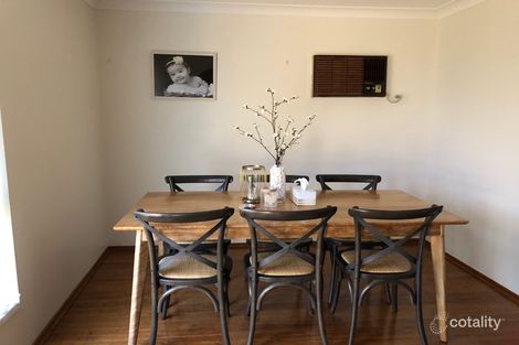 Property photo of 10 Hendra Close St Johns Park NSW 2176