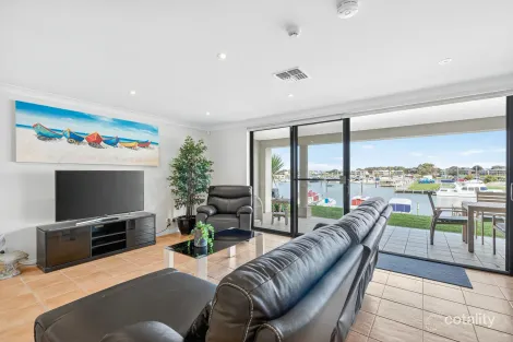 Property photo of 11 Tolarno Drive Hindmarsh Island SA 5214