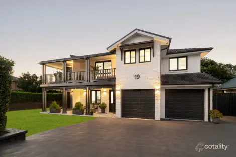 19 Macarthur Cct, Camden Park, NSW 2570