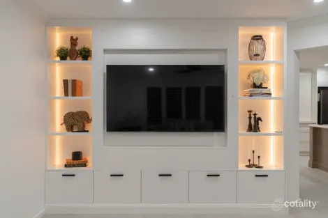 Property photo of 19 Macarthur Circuit Camden Park NSW 2570