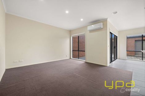 Property photo of 172 Paterson Drive Lynbrook VIC 3975