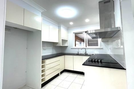 Property photo of 10 Copeland Road Lethbridge Park NSW 2770