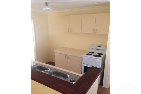 Property photo of 4 Elvey Place Usher WA 6230