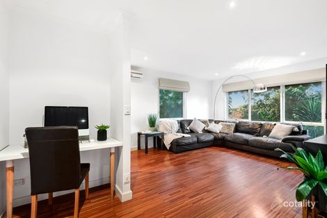 Property photo of 5 Evonne Court Endeavour Hills VIC 3802