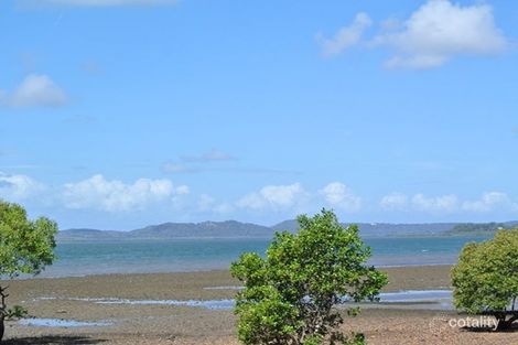 7-9 Kooberry St, Macleay Island, QLD 4184