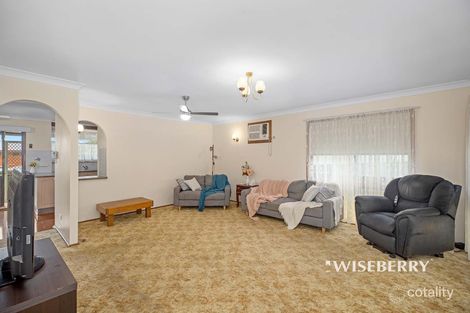 Property photo of 10 Greenway Avenue Mannering Park NSW 2259