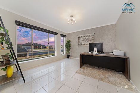 Property photo of 55 Elmslie Drive Cranbourne East VIC 3977