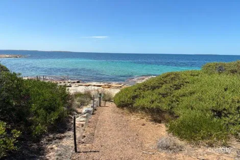 Property photo of 17 East Parade Point Boston SA 5607