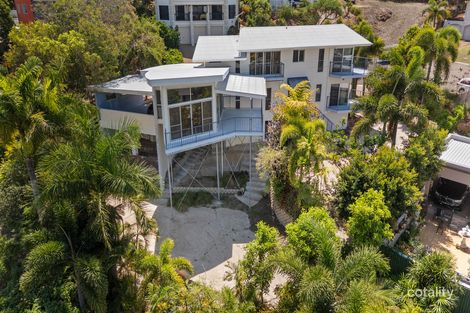 90 YARRAWONGA DR, CASTLE HILL, QLD 4810