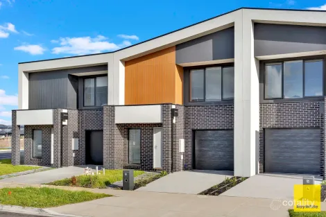 Property photo of 3 Ravida Way Mickleham VIC 3064