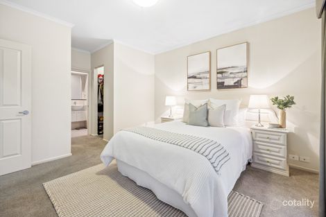 Property photo of 15 Robertson Court St Clair SA 5011