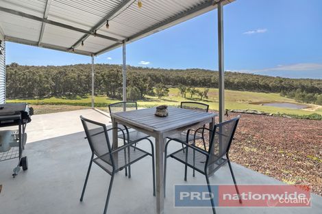 192 Musical Gully Rd, Waterloo, VIC 3373