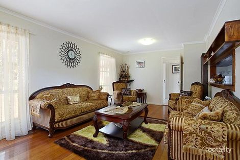 Property photo of 15 Melwood Court Meadow Heights VIC 3048