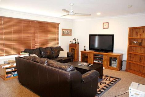 Property photo of 2 Kyeamba Close Upper Kedron QLD 4055