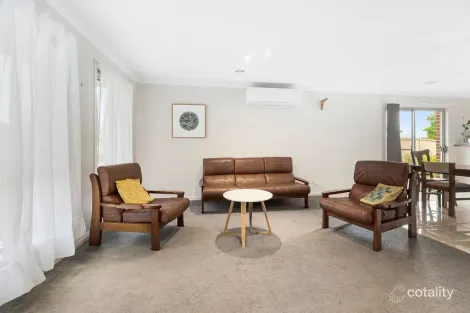 Property photo of 7 Muller Court Mount Clear VIC 3350