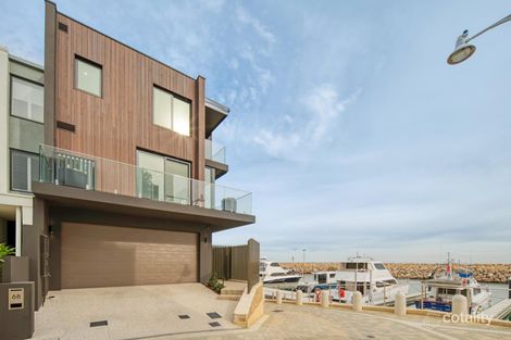 68 Maraboo Loop, North Coogee, WA 6163