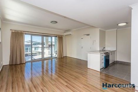 Property photo of 3/30 Malata Crescent Success WA 6164