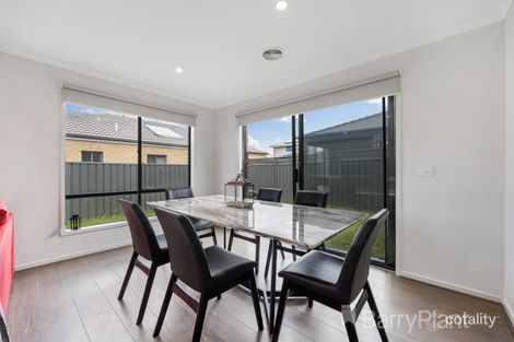 Property photo of 27 Lancers Drive Harkness VIC 3337