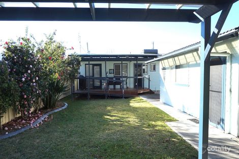 Property photo of 27 John Street Basin View NSW 2540