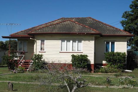 18 Don St, Lowood, QLD 4311