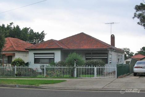 28 Lambeth St, Panania, NSW 2213