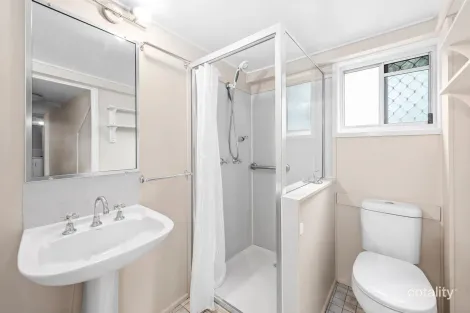 Property photo of 22 Cleary Street Centenary Heights QLD 4350