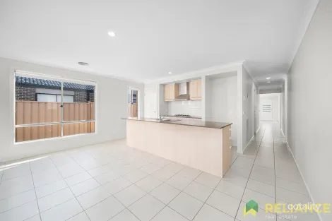 Property photo of 17 Fieldstone Way Brookfield VIC 3338