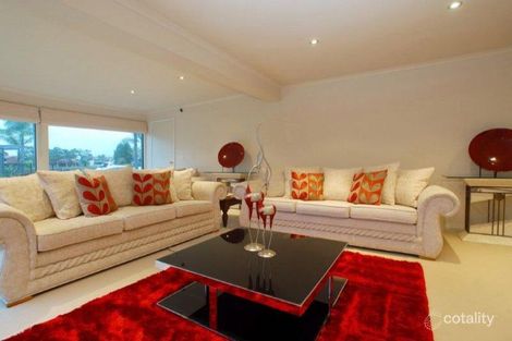 Property photo of 19 Curlew Point Drive Patterson Lakes VIC 3197