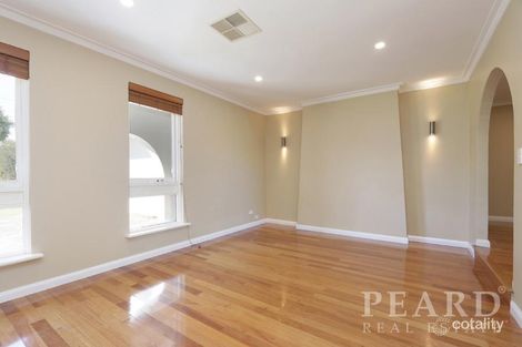 Property photo of 51 St Andrews Way Duncraig WA 6023