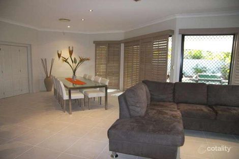 Property photo of 8 Arbuthnot Parade Benowa QLD 4217