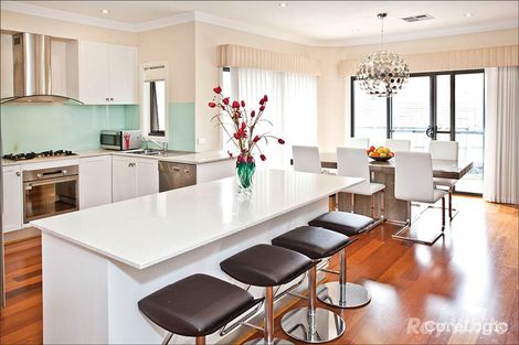 Property photo of 2/48 Delmore Crescent Glen Waverley VIC 3150